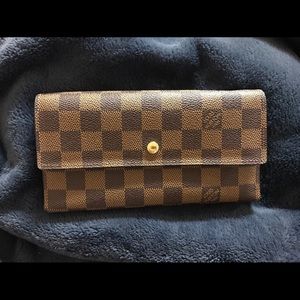 LOUIS VUITTON wallet AUTHENTIC